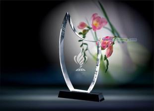 榮譽與匠心 從獎項殊榮到工藝品銷售的品牌之路